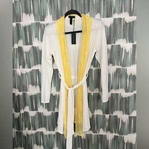 Samantha Chang- Lace Front Robe - Ivory and Buttercup - M